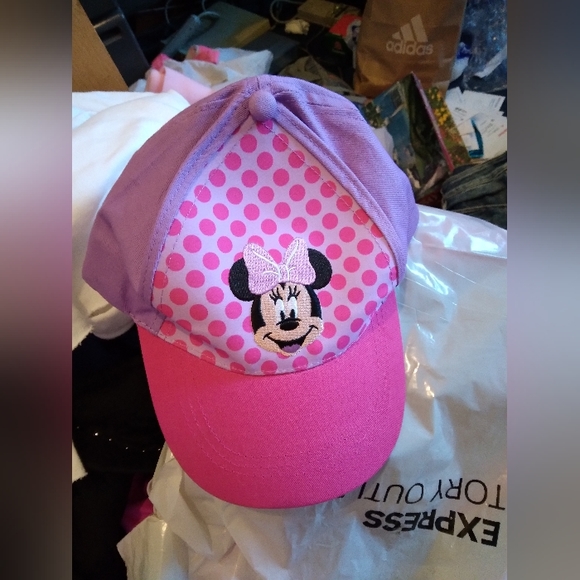 Disney's Minnie Mouse baseball cap - Picture 1 of 6